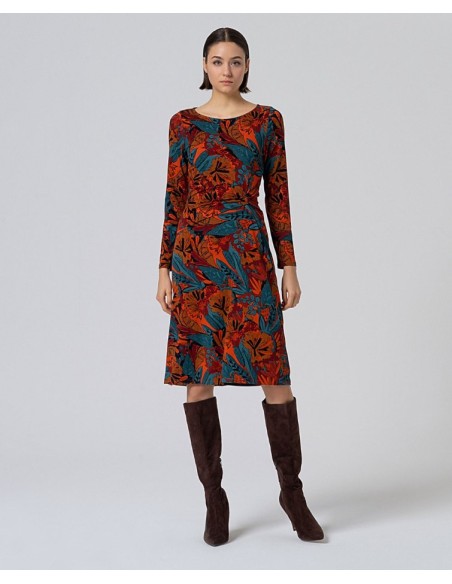 VESTIDO MIDI ESTAMPADO,ELÁSTICO CON CINTURA FRUNCIDA.