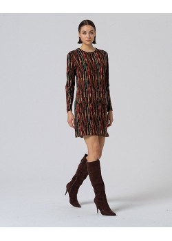 VESTIDO CORTO ELÁSTICO ESTAMPADO.