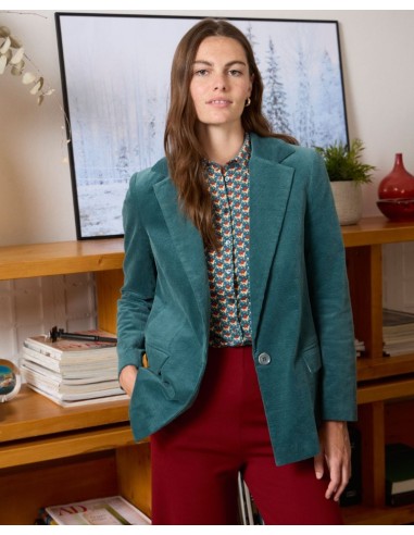 PANTALÓN AMPLIO CON DETALLE BOTONES EN CINTURA.