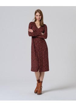 VESTIDO MIDI ESTAMPADO CON ESCOTE PICO.