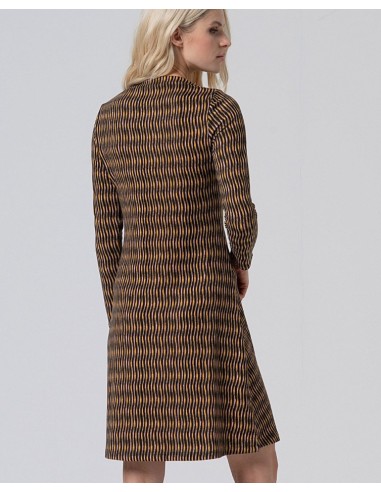 VESTIDO MIDI ESTAMPADO CON CUELLO ESTILO BARCO.