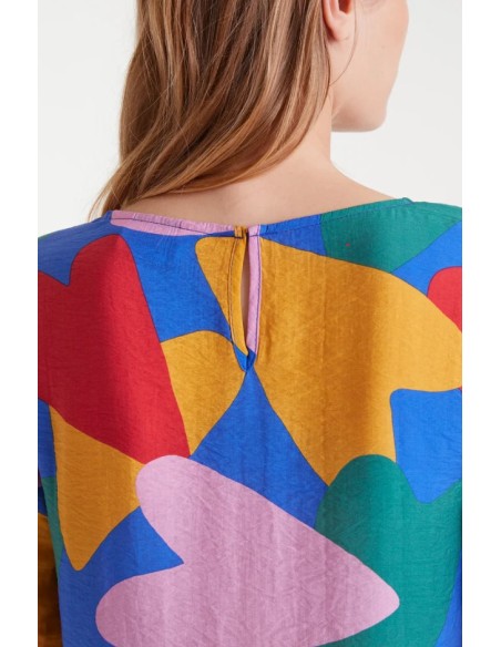 VESTIDO CORTO CREPÉ LIGERO CON ESTAMPADO CÚPIDO.