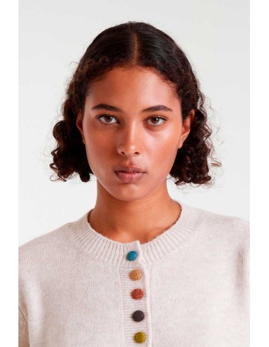 CHAQUETA DE PUNTO,CON DETALLES BOTONES DE COLORES.
