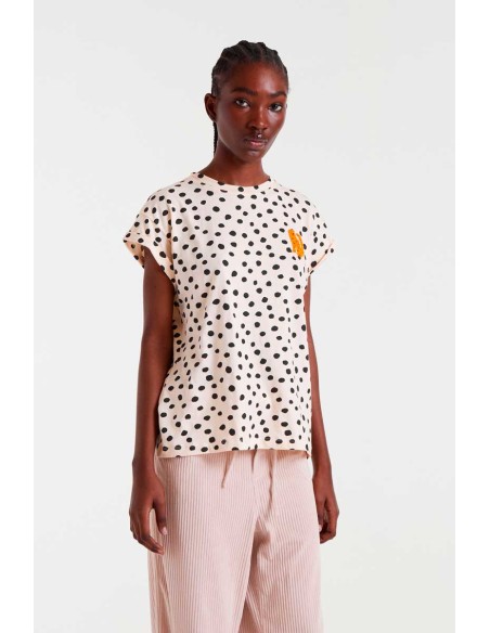 CAMISETA 100%ALGODÓN CON ESTAMPADO TANO DOTS.