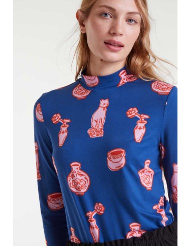 CAMISETA CON ESTAMPADO PORCELAIN.