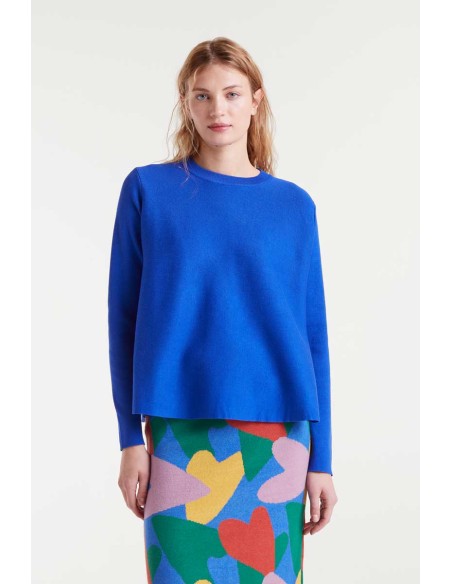 JERSEY DE PUNTO EVASÉCON CUELLO REDONDO Y MANGA LARGA.