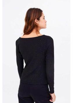 CAMISETA CUELLO BARCO. 2