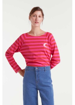 CAMISETA 100% ALGODÓN CON ESTAMPADO DE RAYAS ROSASY BORDADODE LUNA.