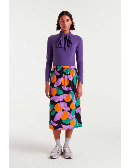 CAMISETA LAZADA MANGA LARGA.