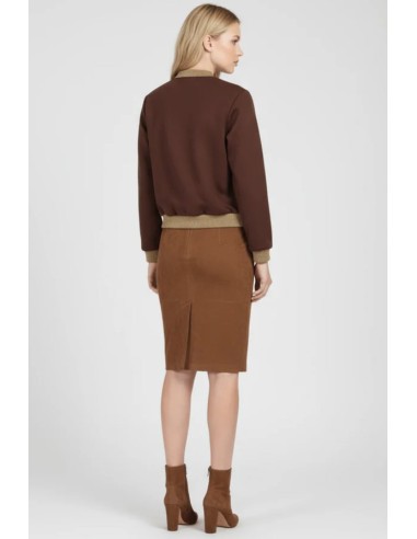 CHAQUETA CON CRAMALLERA,CON DETALLES BROCHES MOSCA.