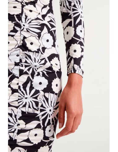 VESTIDO CORTO CON ESTAMPADO TOFU.