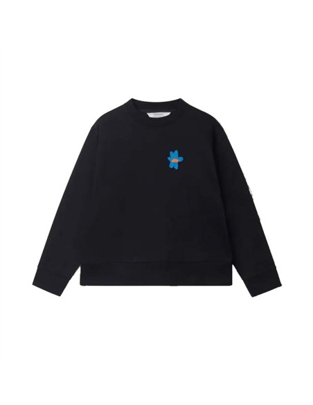 SUDADERA CON PARCHE DE FLOR.