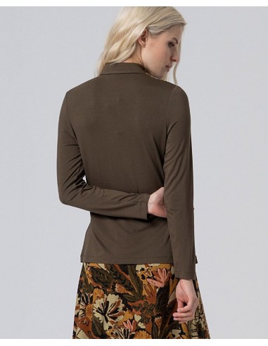 CAMISA ELÁSTICA Y SUAVE DE BAMBÚ.