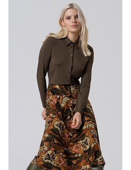 CAMISA ELÁSTICA Y SUAVE DE BAMBÚ.