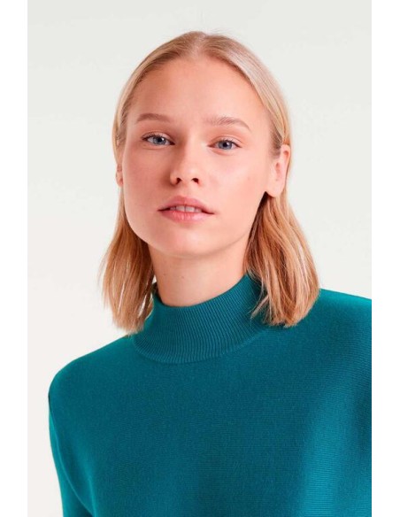 JERSEY EVASÉ CUELLO PERKINS.