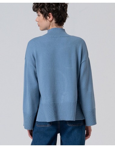 JERSEY DE PUNTO SUAVE CON MANGAS ACAMPANADAS.