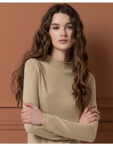 JERSEY DE PUNTO AJUSTADO DE CUELLO PERKINS.