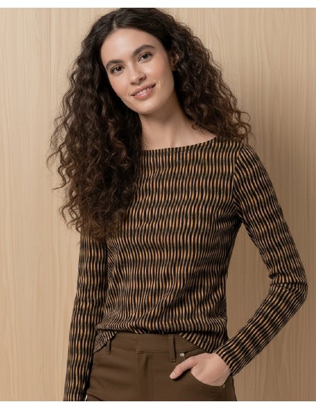 CAMISETA CUELLO BARCO