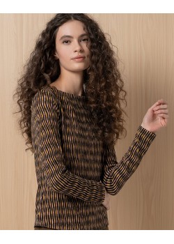 CAMISETA CUELLO BARCO 2