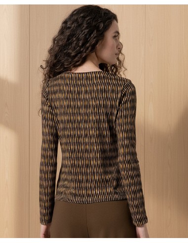 CAMISETA CUELLO BARCO