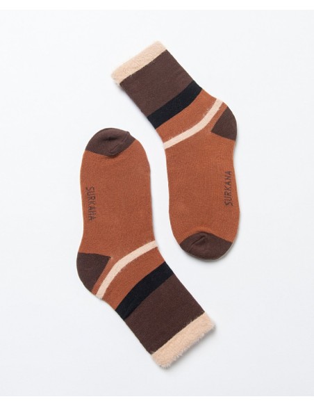 CALCETINES MEDIOS JACQUARD CON DETALLE DE PELO.