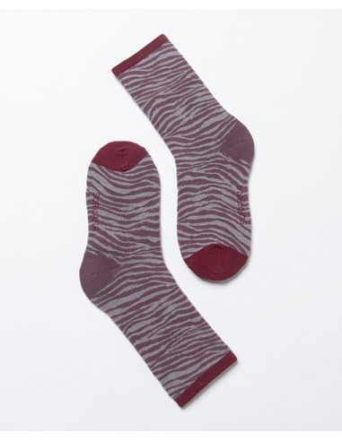 CALCETINES MEDIOS JACQUARD.