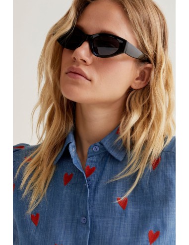 CAMISA 100% ALGODÓN CHAMBRAY CON BORDADO DE CORAZONES