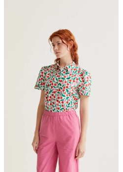 CAMISA CON ESTAMPADO GUINDA