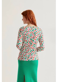 CAMISETA CON ESTAMPADO GUINDA 2