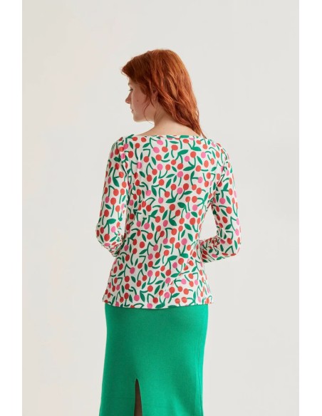 CAMISETA CON ESTAMPADO GUINDA