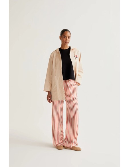 GABARDINA CON PRINT DE MARIQUITA