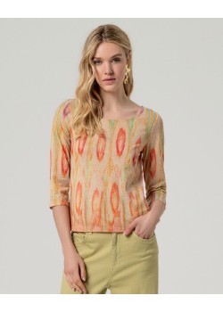 CAMISETA ESCOTE BARCO ESTAMPADA CON MANGA 3/4.