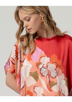 BLUSA ESTILO CAPA. 2