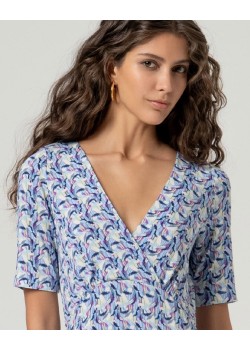 VESTIDO CORTO ESCOTE CRUZADO. 2