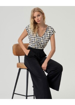 PANTALON ANCHO NEGRO 2