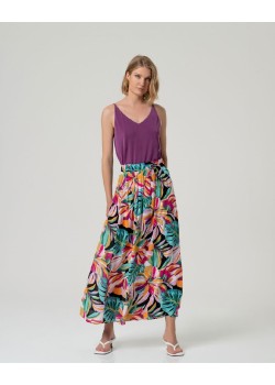 Falda amplia cruzada