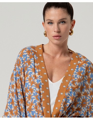 Kimono fluido con cinturón Marrón