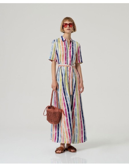 Vestido camisero de manga corta .