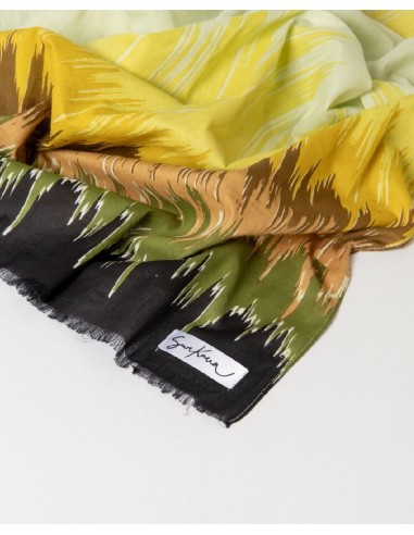 Pañuelo rectangular estampado con flecos cortos Oliva