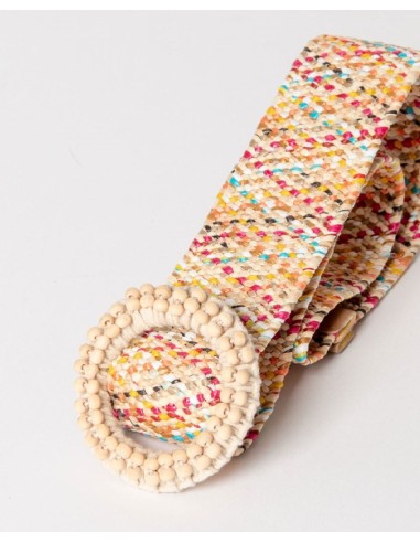 Cinturón de rafia elástica con hebilla redonda .