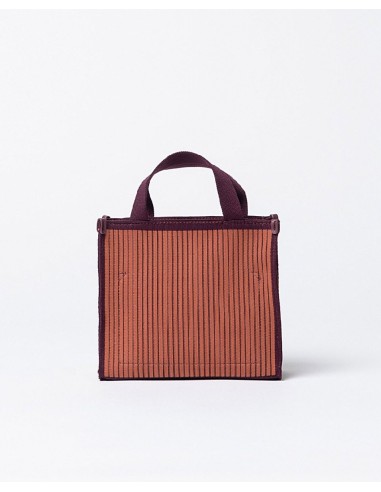 BOLSO BANDOLERA DE PUNTO CON CREMALLERA DOBLE ASA.