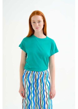 CAMISETA BÁSICA VERDE.