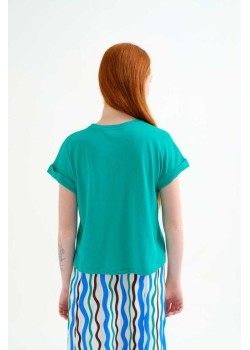 CAMISETA BÁSICA VERDE. 2