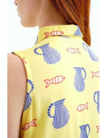 VESTIDO CORTO CON ESTAMPADO BRAVA.