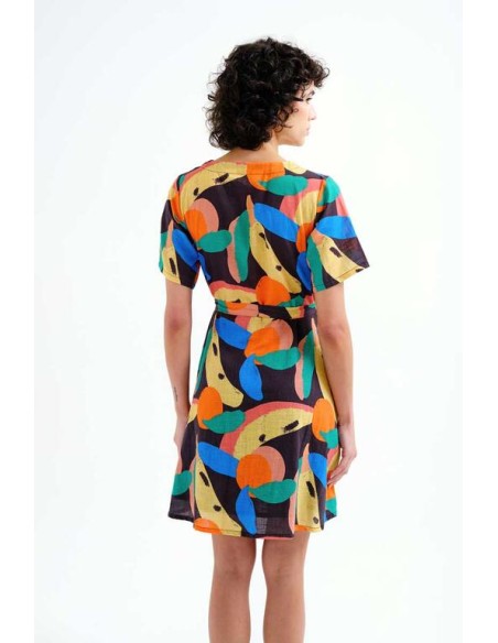 VESTIDO CORTO CON ESTAMPADO TUTTI FRUTTI BIG.