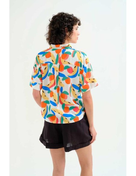 CAMISA CON ESTAMPADO TUTTI FRUTTI SMALL.