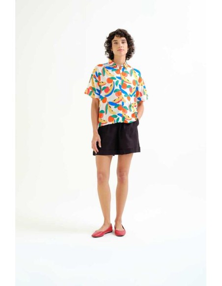 CAMISA CON ESTAMPADO TUTTI FRUTTI SMALL.