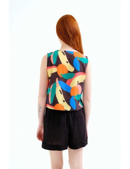 TOP CON ESTAMPADO TUTTI FRUTTI BIG.