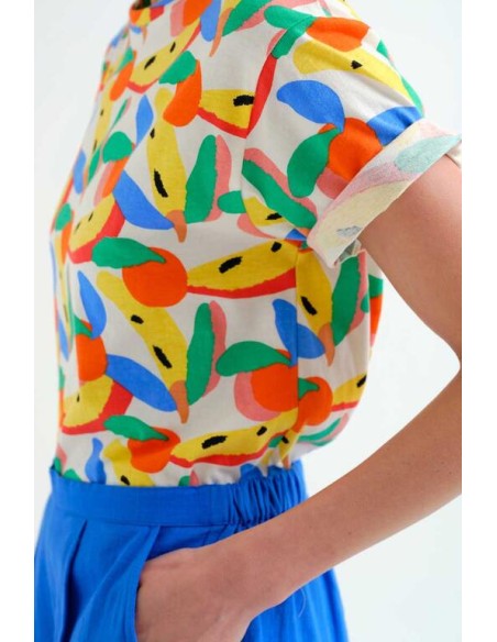 CAMISETA CON ESTAMPADO TUTTI FRUTTI SMALL.