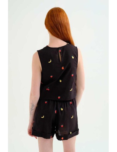 TOP 100% ALGODÓN NEGRO CON BORDADO DE ENSALADA DE FRUTAS.
